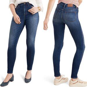 Levi's Womens Blue Dark Wash Stretch 721 High Rise Skinny Jeans Size 31 30
